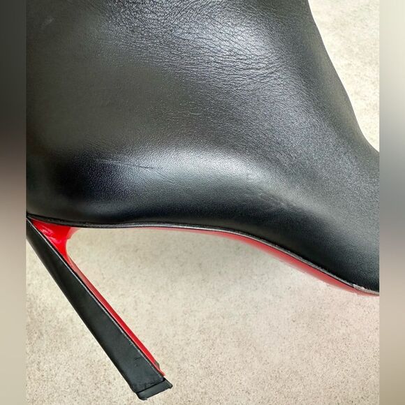 Christian Louboutin Condora Leather Pointed Toe Heels Black Ankle Booties EU40.5 - Picture 8 of 13